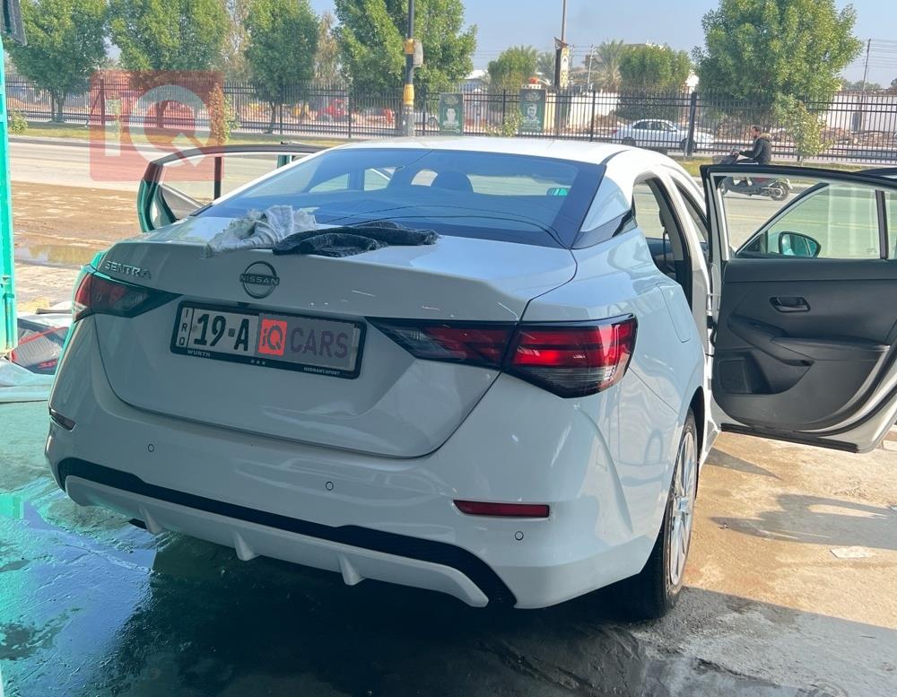 نيسان سنترا